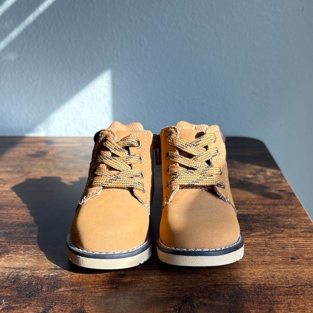 Eddie Bauer Tan Kids Boots